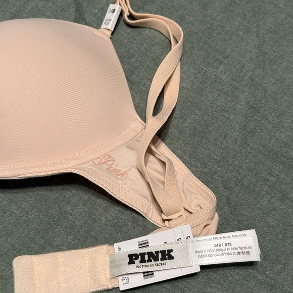 PINK Victoria's Secret Cream Bra Intimates & Sleepwear - Picture 1 of 3